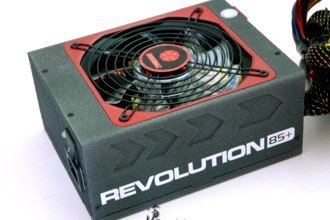 enermax_revolution_85+_1050w.jpg