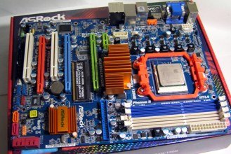 asrock_m3a785gxh_128m.jpg