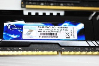 gskill_f3-19200cl9q-16gbzhd.JPG