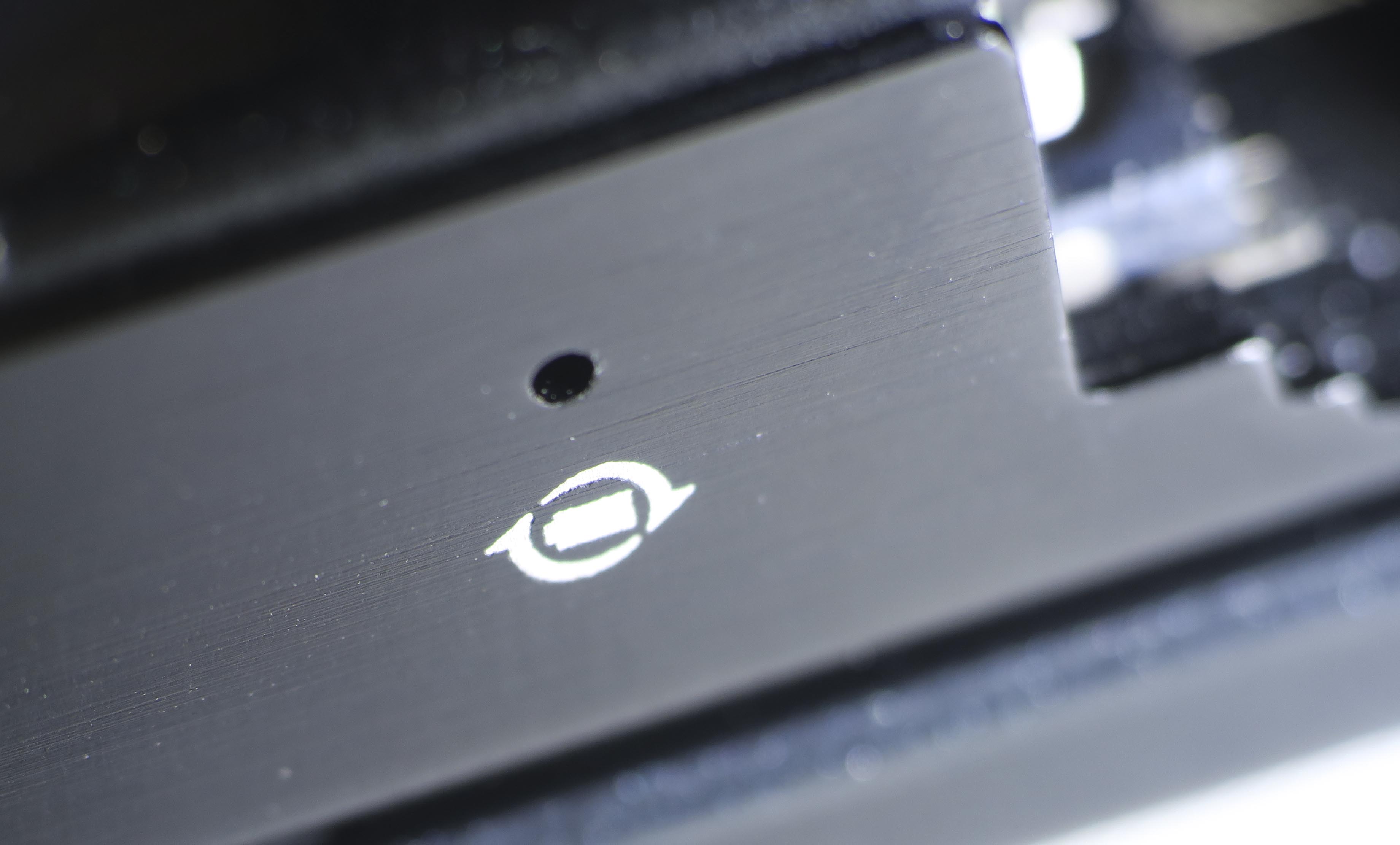 GS60斷電孔_1.jpg GS60斷電孔_1.jpg