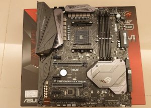 ASUS ROG CROSSHAIR VI EXTREME 主機板.jpg