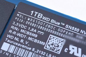 WD Blue SN550 NVMe SSD (2).jpg