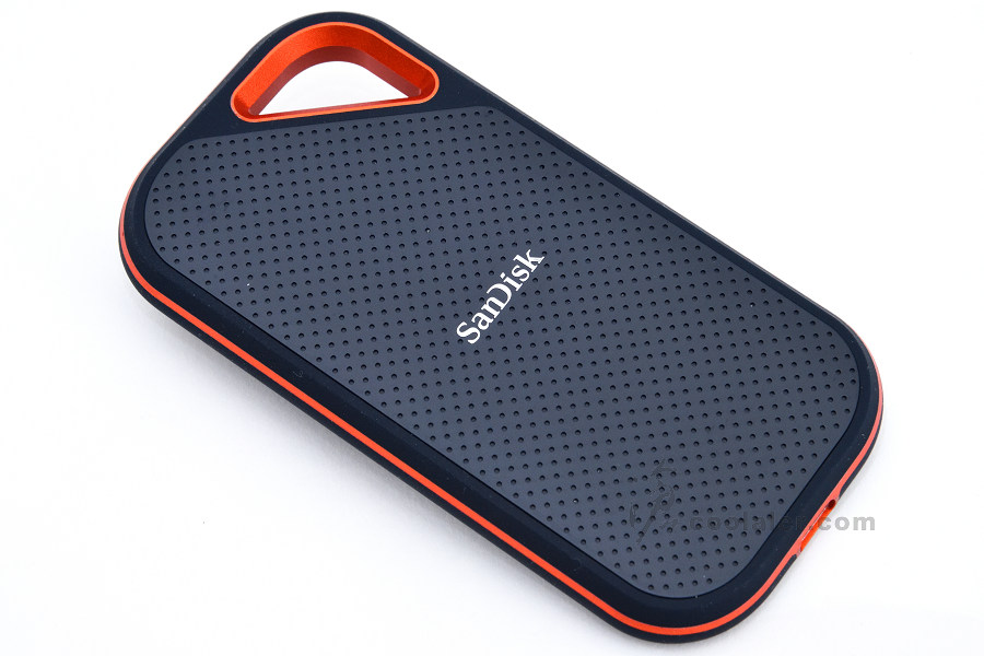 SanDisk Extreme PRO Portable SSD (6).jpg