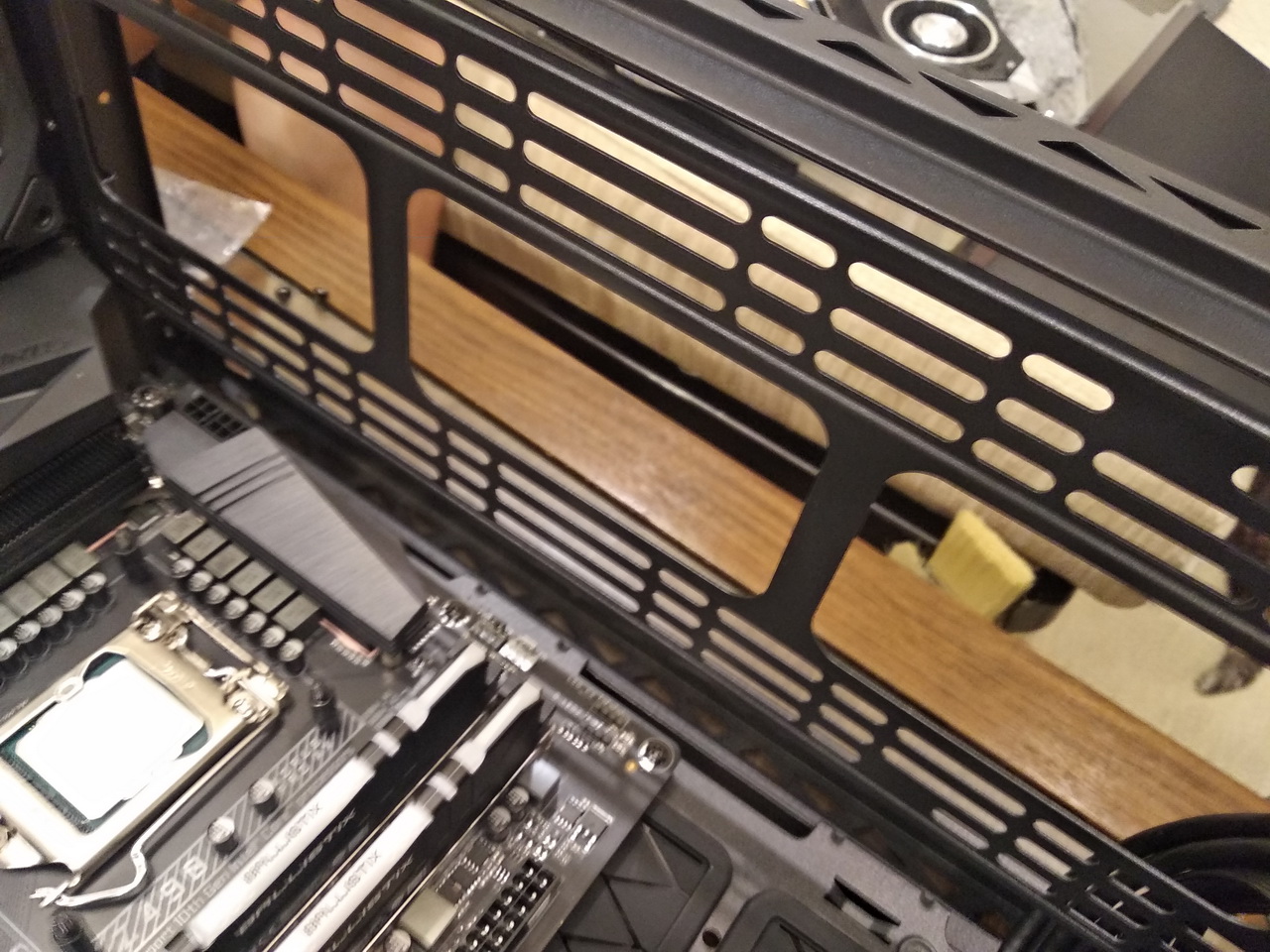 Floe DX RGB 360-14.jpg Floe DX RGB 360-14.jpg