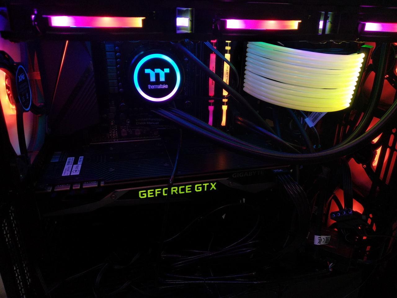 Floe DX RGB 360-20.jpg Floe DX RGB 360-20.jpg