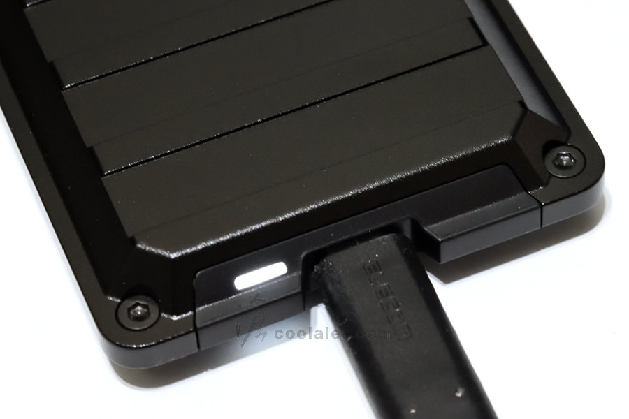 USB 3.2 Gen 2x2 Portable SSD (14).jpg