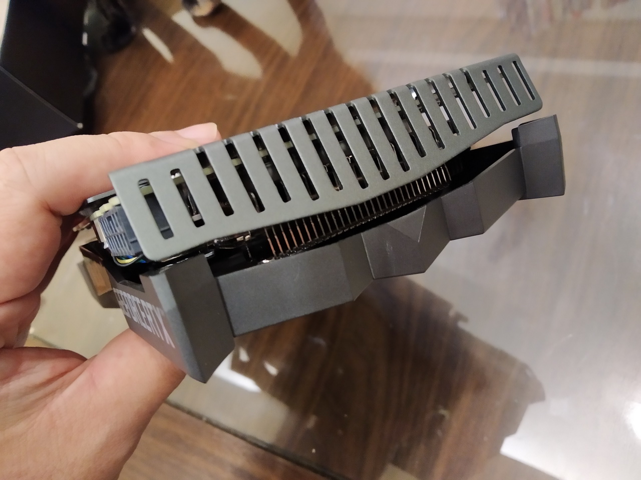 Zotac RTX2070S AIR-12.jpg Zotac RTX2070S AIR-12.jpg