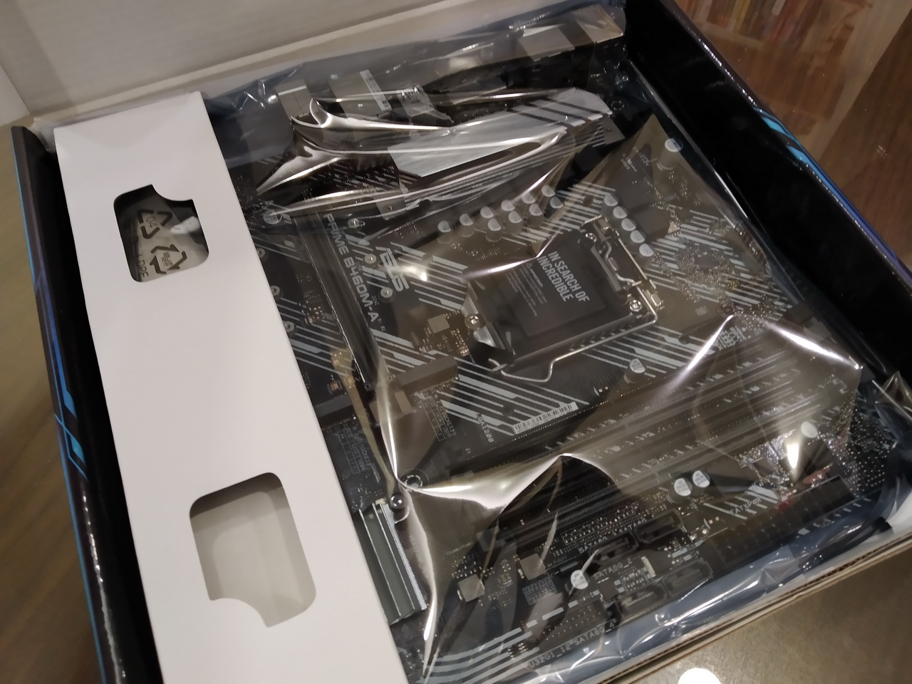 Asus Prime B460M-A-04.jpg Asus Prime B460M-A-04.jpg