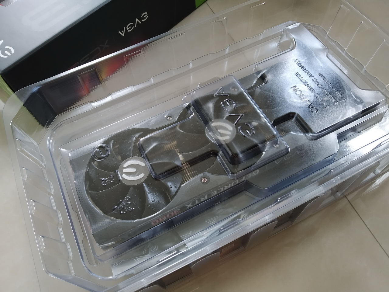 EVGA RTX3080 XC3 Ultra-05.jpg EVGA RTX3080 XC3 Ultra-05.jpg