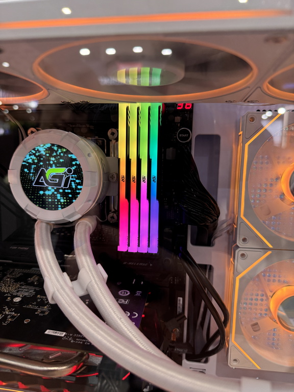 UD858 RGB.jpg UD858 RGB.jpg