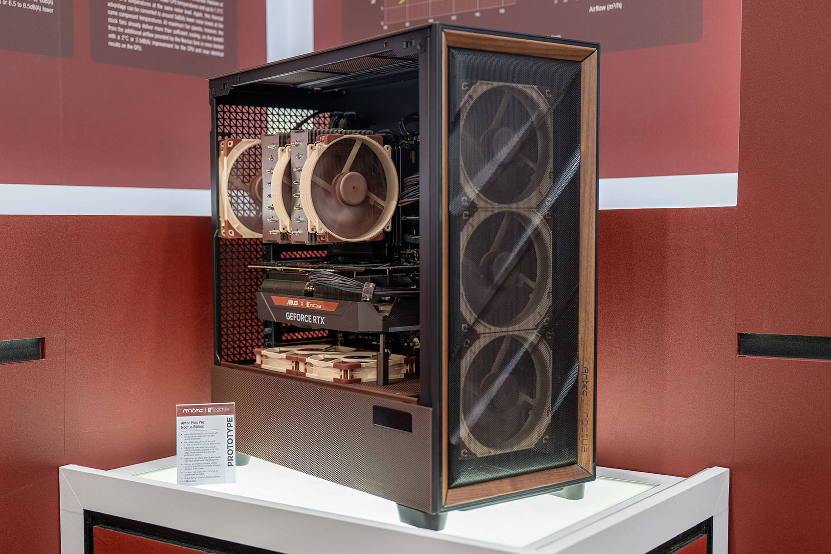 noctua_computex_2025_antec_flux_pro_noctua_edition_1.jpg